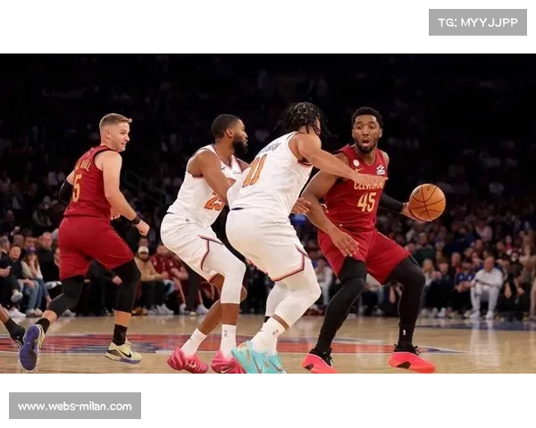 黄蜂第三节崩盘,快船把握机会拉开分差锁定胜局 黄蜂第三节崩盘,快船把握机会拉开分差锁定胜局