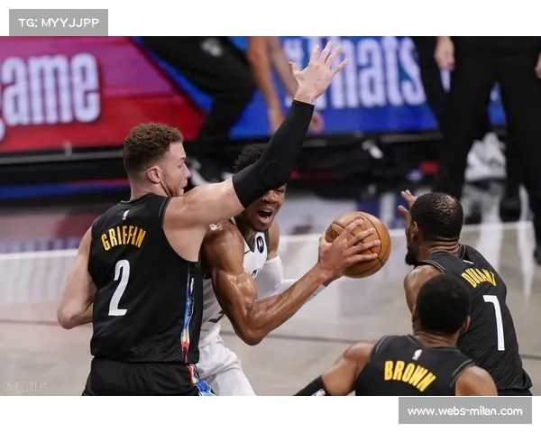 魔术108-116负于雄鹿，字母哥缺阵托马斯34分